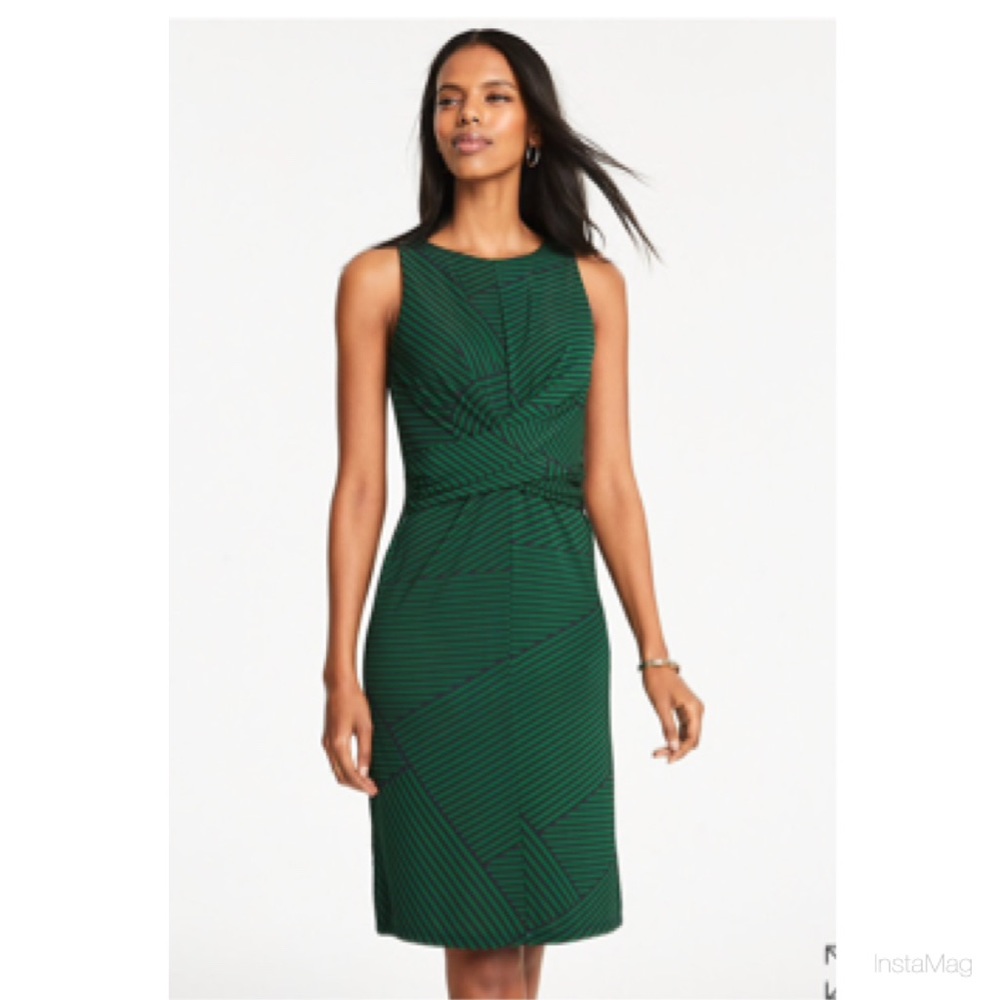 Dress - Picture 6 of 6